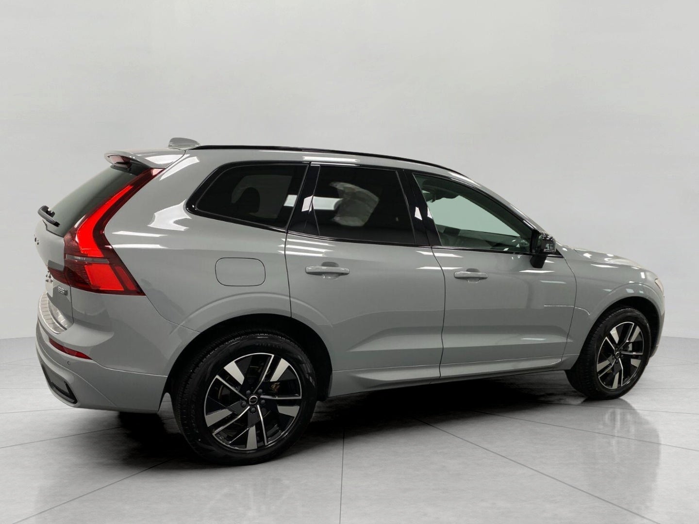 2026 Volvo XC60 B5 AWD Core
